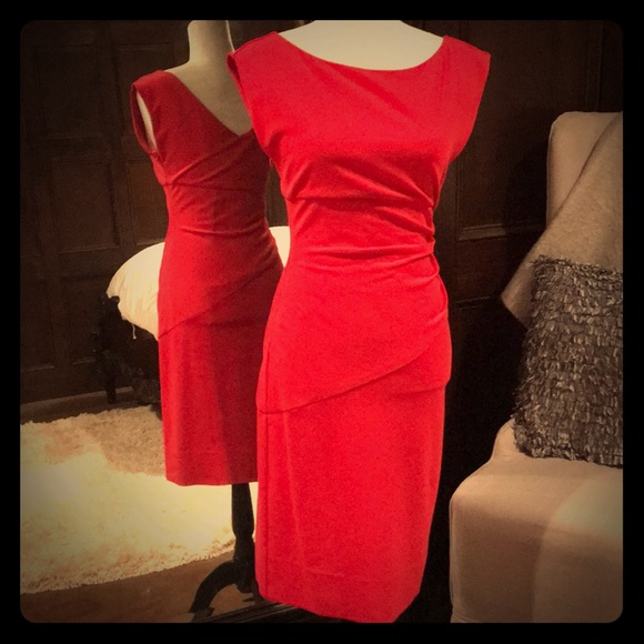 Diane Von Furstenberg Dresses & Skirts - HOST PICK DVF 6 red Jori dress w/bateau neck EUC